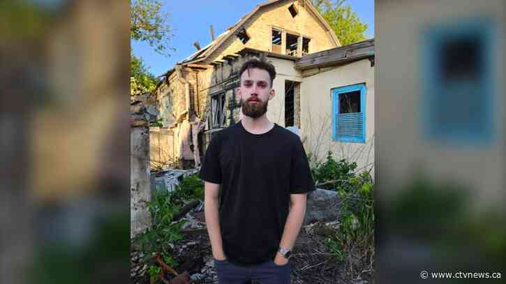 'See it with my own eyes': Canadian teen in war-torn Ukraine to film documentary