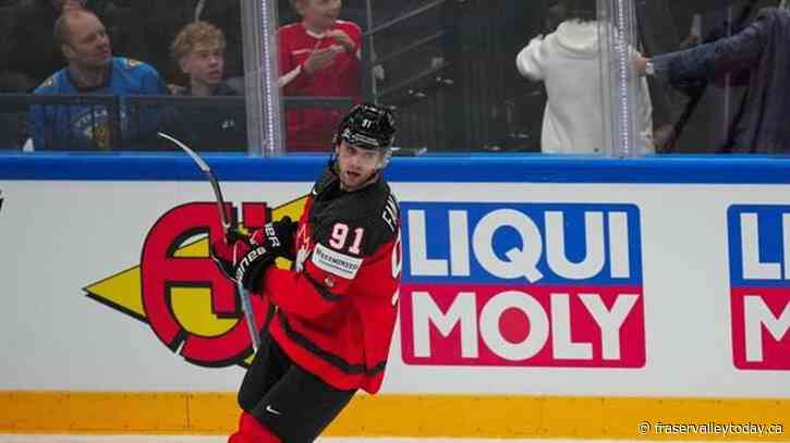 Meet and greet: NHL teams, prospects have plenty to talk about at scouting combine