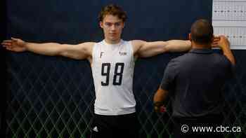 NHL teams, prospects have plenty to talk about at scouting combine