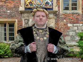 'I'm Henery the Eighth, I am': the star of community play Sovereign