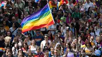Sachsen: Tausende schließen sich CSD-Parade in Dresden an