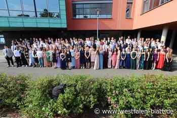 Schloß Holte-Stukenbrock: 139 Gesamtschüler verabschiedet