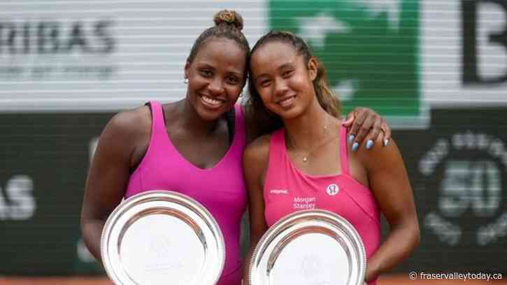 Hsieh and Wang win French Open women’s doubles after beating Fernandez and Townsend