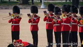 „Trooping the Colour“-Pobe: Soldaten in Ohnmacht gefallen
