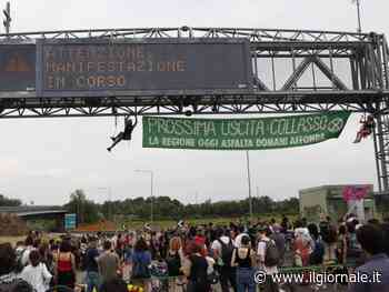 "La Regione oggi asfalta e domani affonda". Anche gli ambientalisti scaricano il Pd