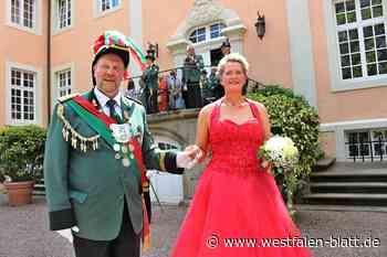 Königspaar in Rheder erstmals Hand in Hand