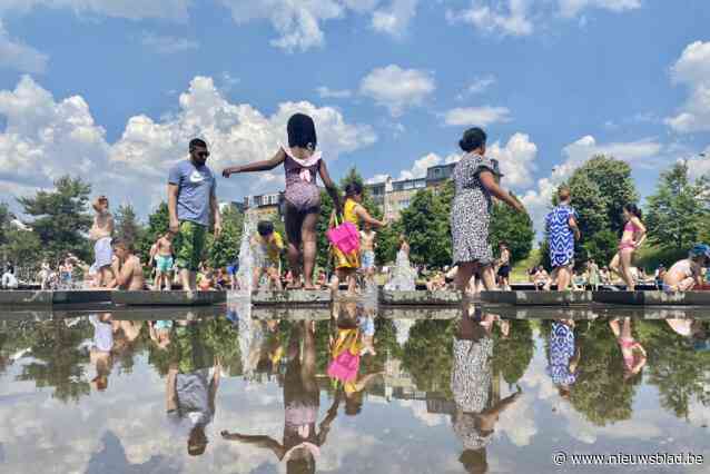 IN BEELD. Antwerpenaren zoeken welgekomen verkoeling in de stad