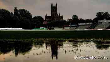 Charlotte Edwards Cup final between The Blaze and Southern Vipers abandoned for the day after storm