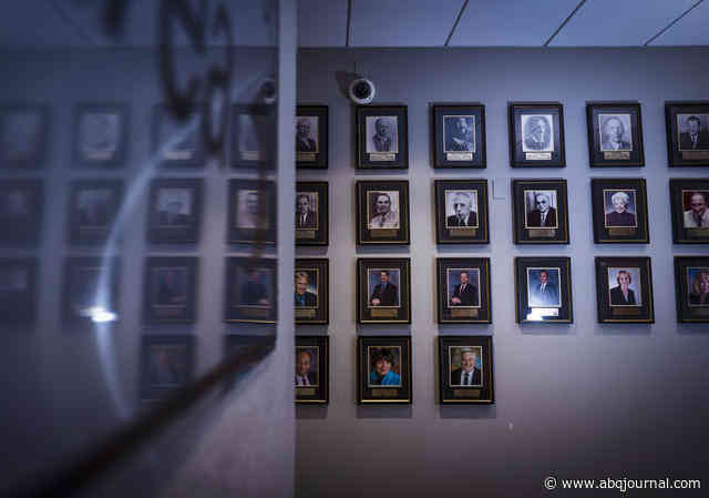 Albuquerque Public Schools, school board tight-lipped on superintendent’s departure