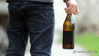 Kahla: 19-Jähriger wirft 20-Jährigem Bierflasche ins Gesicht