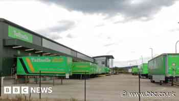 Tuffnells: Parcel firm goes bust with loss of more than 2,000 jobs