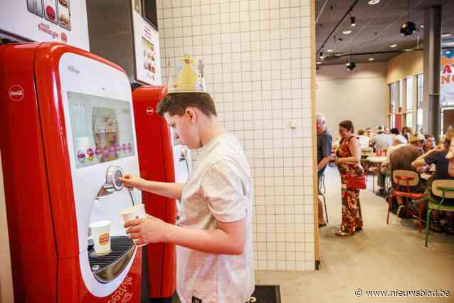 Na geslaagde testdag opent Burger King  in Wilrijk: “Met de Freestyle frisdrankmachines kan je meer dan 400 verschillende drankjes maken”