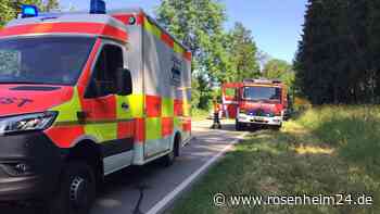 Motorrad gegen Lkw: Unfall bei Schonstett - Straße Richtung Wasserburg gesperrt
