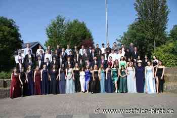 77 Absolventinnen und Absolventen an der Realschule Steinhagen