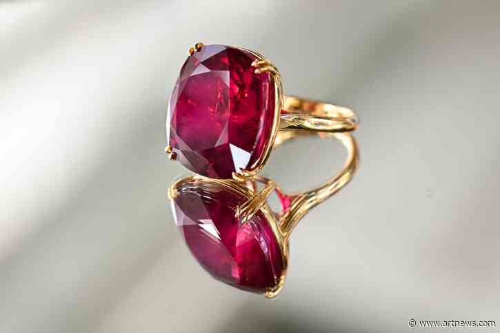 55-Carat Ruby of ‘Unprecedented Size’ Sells for $34.8M at Sotheby’s