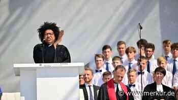 „Gott ist queer“: Abschlusspredigt des Kirchentags in Bayern sorgt für Wirbel