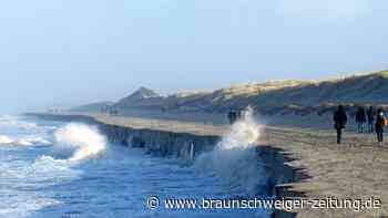 Sportboot droht vor Langeoog zu sinken: Insassen gerettet
