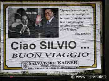 Anche Napoli ricorda Silvio Berlusconi