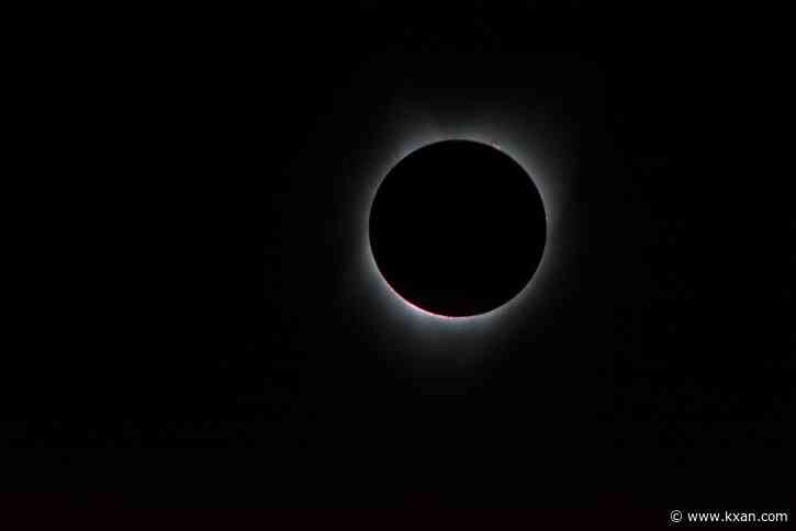 How long will the April 2024 total eclipse last in Texas?