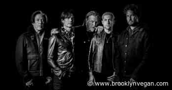 Josh Homme talks new QOTSA, cancer diagnosis, tour & more in new interview