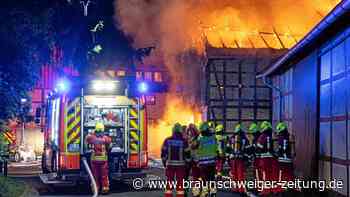Großer Scheunenbrand in Salzgitter – Polizei ermittelt Ursache