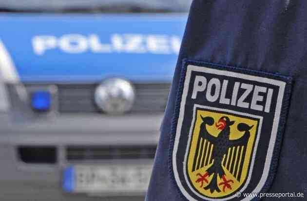 Bundespolizeidirektion München: Scheues Rind auf Wanderschaft / Kuh bringt Fahrplan durcheinander