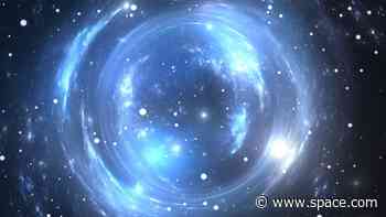 'Cosmic magnifying glass' reveals super-rare warped supernova with gravitational lens. (Thanks, Einstein!)