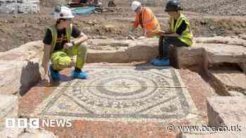 Southwark: Rare Roman mausoleum unearthed in London