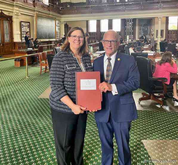 Texas governor signs major patient safety bill into law, sparked by KXAN investigation