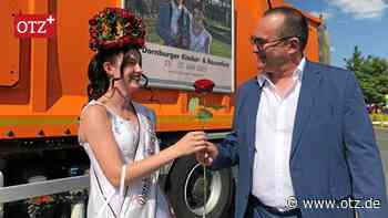 Kommunalservice Jena für die Dornburger Rosenkönigin