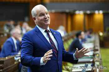 O’Toole warns of ‘performance politics,’ social media perils in final Commons address