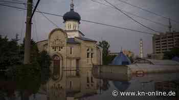 Ukraine-Krieg: Russische Truppen beschießen Kirche und töten Geistlichen