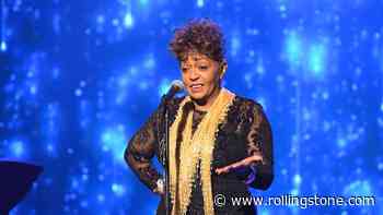 Anita Baker Bumps Babyface From Tour After Drama With His Fans