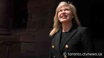 Mississauga Mayor Bonnie Crombie to run for leader of the Ontario Liberal Party