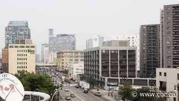 Wildfire smoke blows into much of Manitoba, prompting air quality issues