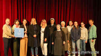 Diözese würdigt Marien-Realschule als Erziehungsgemeinschaft