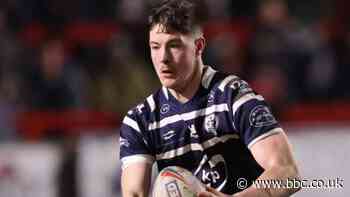 Riley Dean: Castleford Tigers sign Warrington Wolves half-back on loan