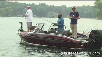 KARE 11 Sunrise anchor Jason Hackett tackles his first Minnesota fishing experience