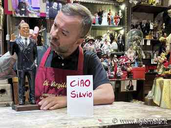 Napoli, "Ciao Silvio": la strade dei presepi a Napoli saluta il Cavaliere