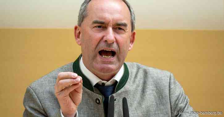 CSU und Freie Wähler lehnen Aiwangers Entlassung ab