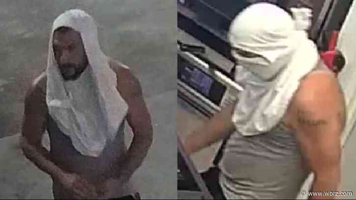 Deputies looking for two men who robbed convenience store early Tuesday