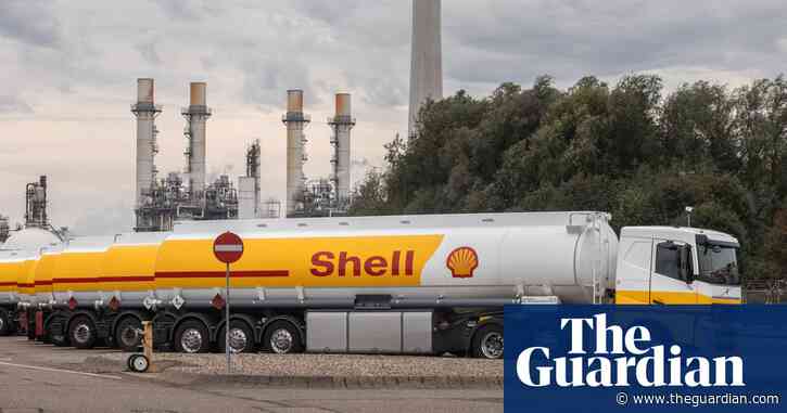 Shell drops target to cut oil production as CEO aims for higher profits