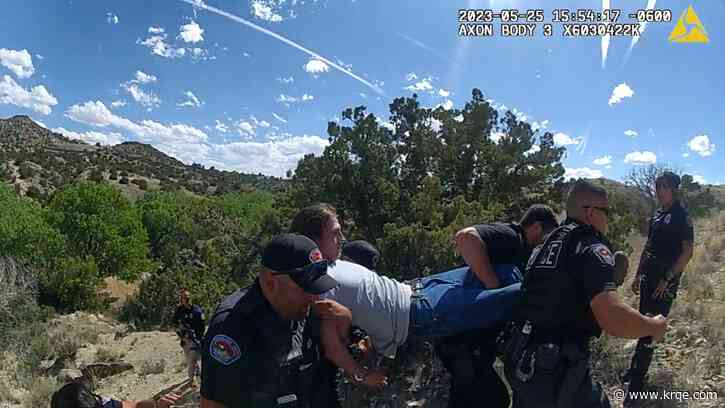 Video: Teen arrested after Albuquerque police chase