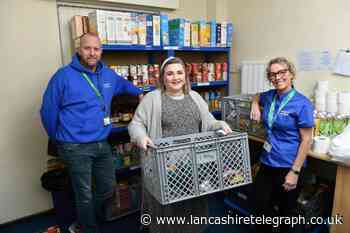 'There are people on the edge': Support group teams up with foodbank