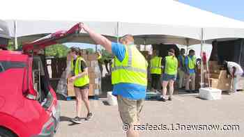 Foodbank helps over a thousand households at Virginia Beach distribution event