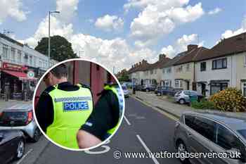 Police look for men who fled Courtlands Drive, Watford crash