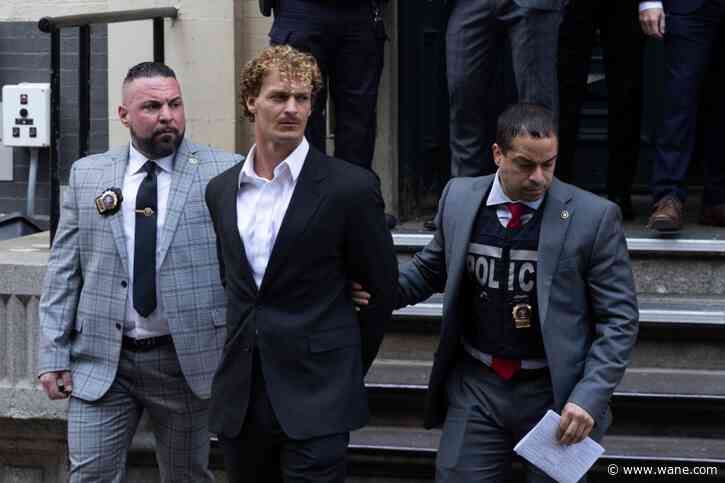 Grand jury indicts man in chokehold death of New York City subway rider