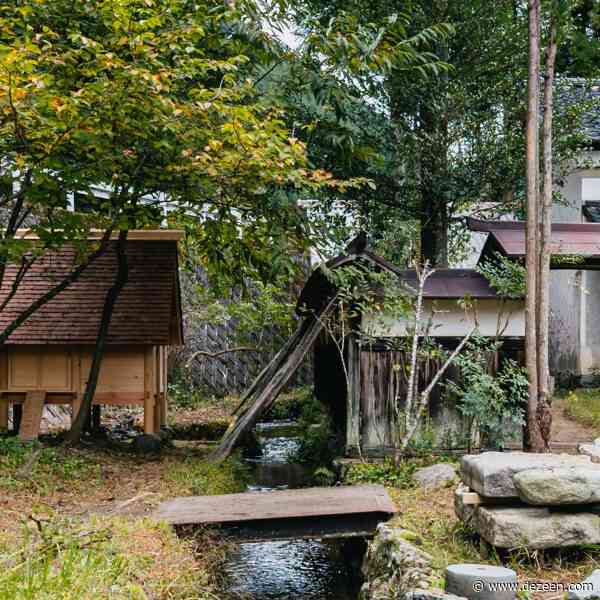 Niwatorigoya is a chicken coop inspired by Japanese shrines
