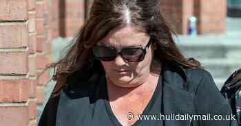 Hairdresser accused of murdering husband offered paramedics £1,000 each to save him