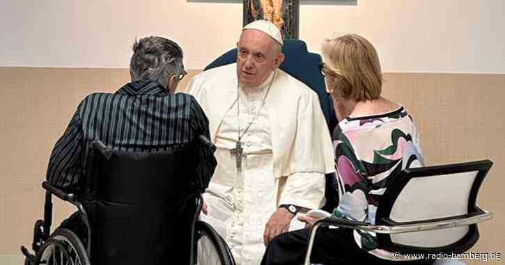 Papst soll Klinik am Freitag verlassen